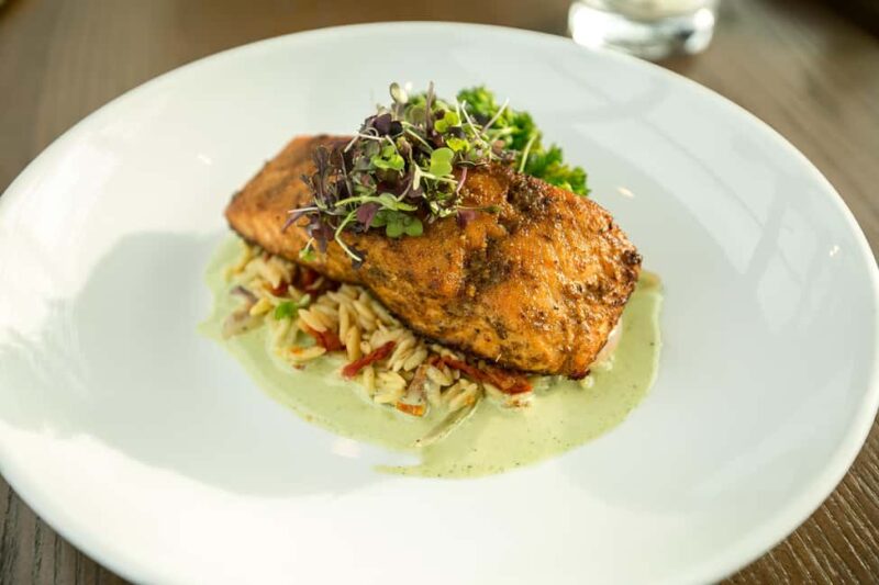 NYC: City Cruises Luxury Brunch, Lunch or Dinner Cruise - Entertainment and Musical Atmosphere