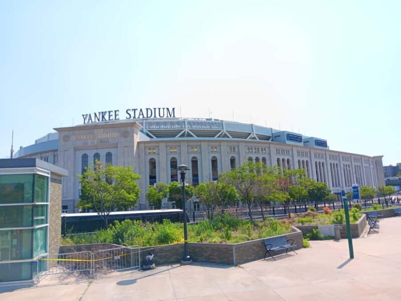 NYC: Contrasts with Gospel Mass - Key Points