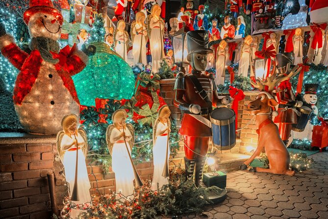 NYC: Dyker Heights Christmas Lights Express from Times Square - Tour Logistics and Group Size