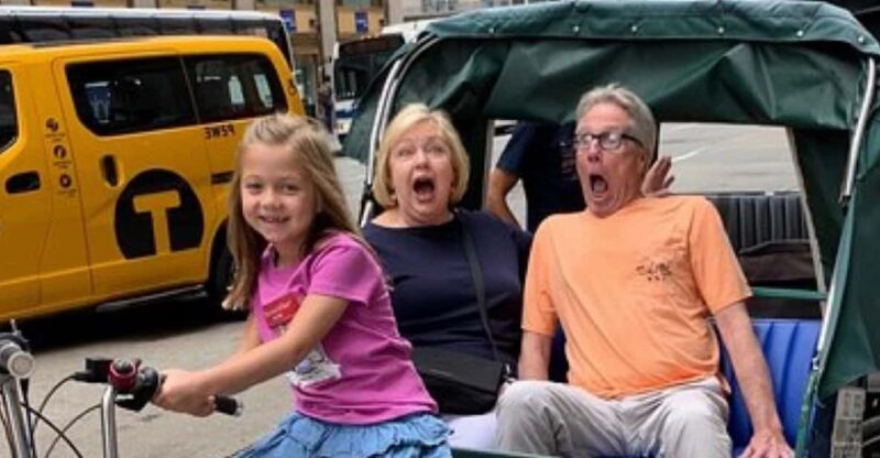 NYC: Elf & Home Alone 2 Locations Central Park Pedicab Tour - The Guide’s Role and Entertainment