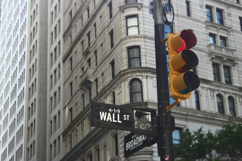NYC: Empire State Building & Manhattan Walking Tour - Starting Point at Federal Hall and the View of Wall Street
