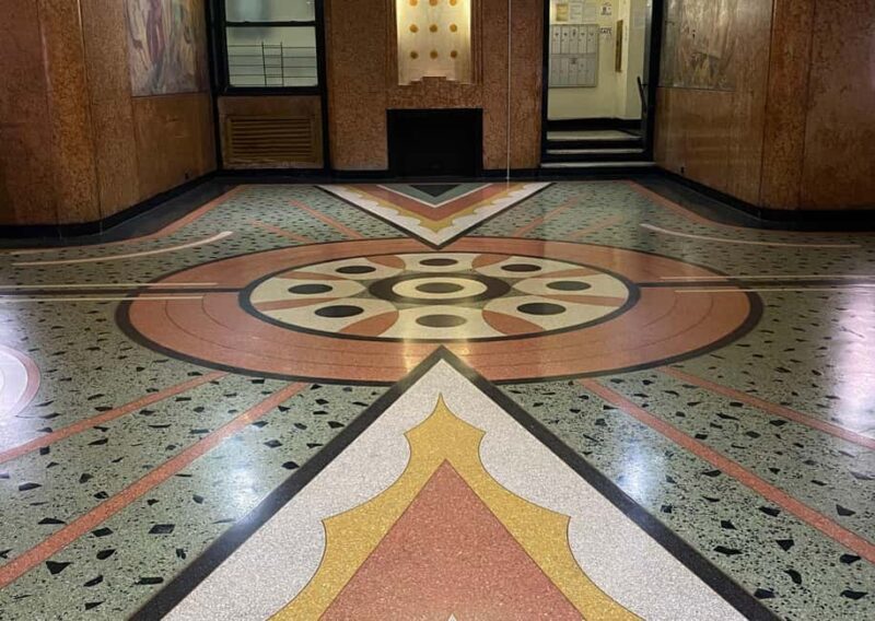 NYC | French guided tour Bronx Culture & Street Art - Exploring the Bronxs Revival in Mott Haven