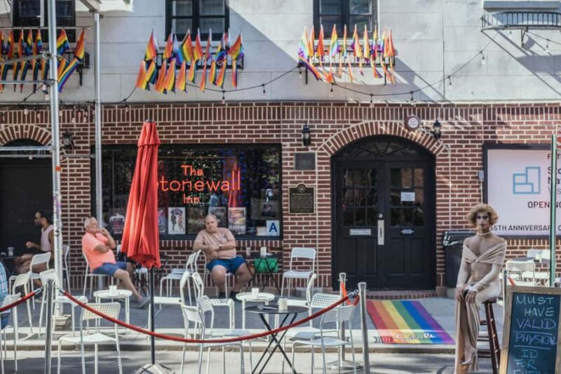 NYC | French guided tour Greenwich Village through Chinatown - Discovering Chinatown’s Dynamic Energy