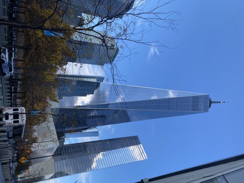 NYC | French guided tour Southern Manhattan - Starting Point at Café 787 Coffee in Lower Manhattan