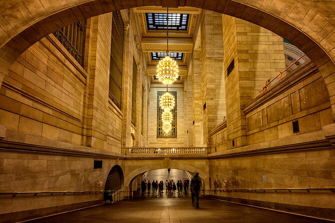 NYC Grand Central Terminal Self-Guided Walking Tour - The Whispering Gallery and Hidden Secrets