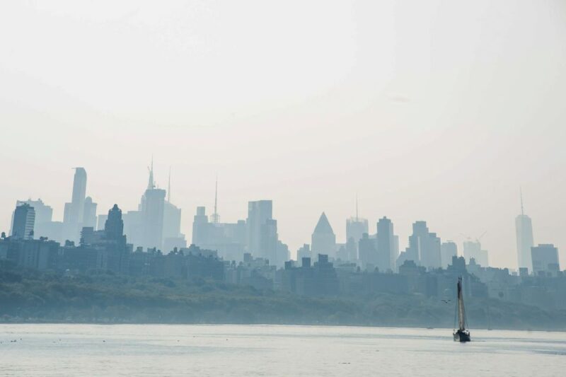 NYC: Grand Palisades Fall Foliage Yacht Tour - Stunning Views of the Upper West Side and George Washington Bridge