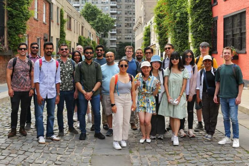 NYC: Greenwich Village Food Tour - Visiting Famous Landmarks and Photos Opportunities