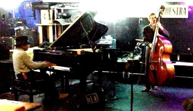 NYC: Greenwich Village Jazz Crawl - Listening to Live Jazz in Small Venues