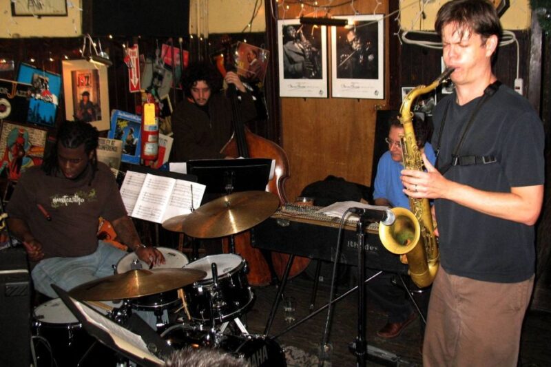NYC: Greenwich Village Jazz Crawl - The Guide’s Role and Personal Touch