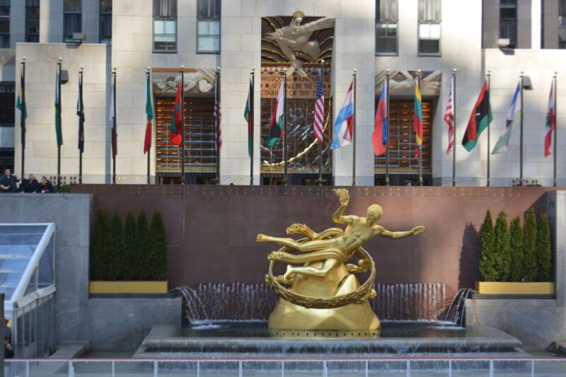 NYC: Guided Bus and Walking Tour with Staten Island Ferry - Iconic Landmarks on Fifth Avenue and Midtown