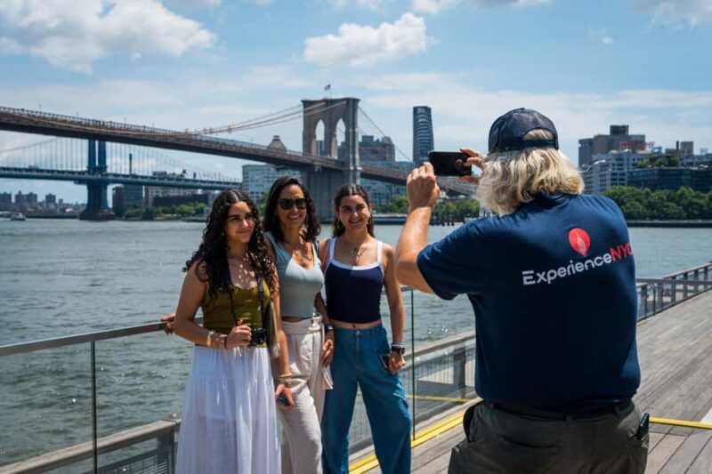 NYC: Half-Day Luxury Bus Tour of Top Highlights - The 4 Iconic Photo Stops: Capturing the Best of NYC