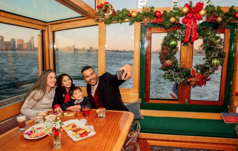 NYC: Holiday Yacht Cruise with Jazz, Cocoa & Carols - What Sets This Tour Apart from Others