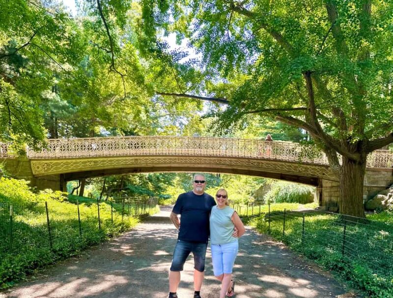 NYC: Home Alone 2 & Elf Locations Tour in Central Park - Stops for Photos and Exploration