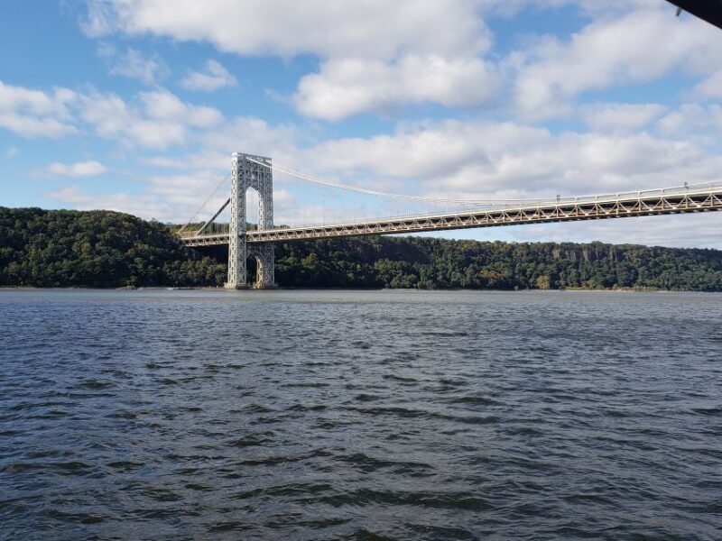 NYC: Hudson River Fall Foliage Yacht Tour - Practical Details: Meeting, Accessibility, and What to Bring
