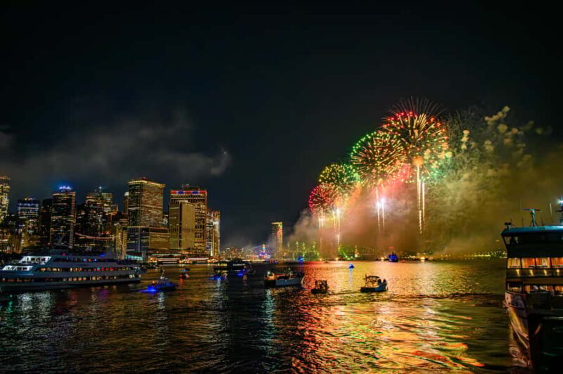 NYC: July 4th Fireworks Cruise with 5-Course Meal + Open bar - Celebrating America’s 250th Birthday in Style on the Water