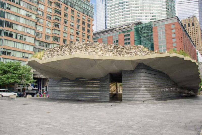 NYC: Lower Manhattan Irish Heritage Walking Tour - The Guide: Knowledgeable and Approachable