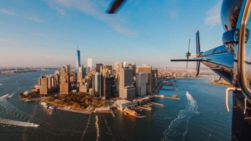 NYC: Manhattan Sightseeing Helicopter Tour Adventure - Taking Off from New York: Departure Details