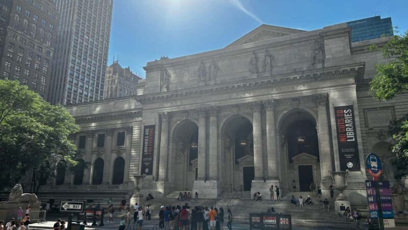 NYC Midtown Manhattan Times Square & Skyscraper Walking Tour - Inside the Majesty of St. Patrick’s Cathedral