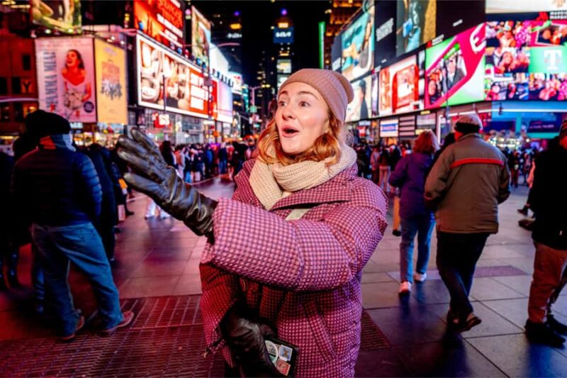 NYC: Midtown Small Group Walking Tour with SUMMIT One - Logistics and Group Size