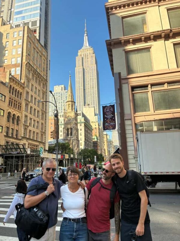 NYC: New York City Landmarks & History City Tour by Cart - The Expertise of the Guides and Their Stories