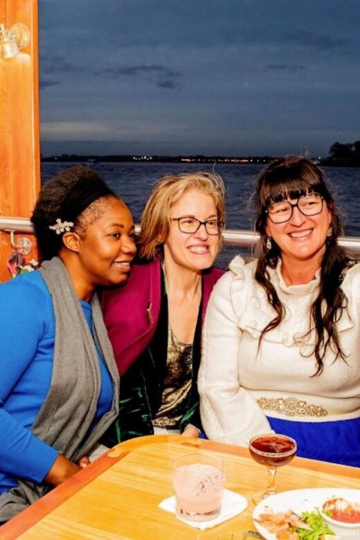 NYC: Night Holiday Lights and Cocoa Cruise - Comparing Similar Holiday Water Tours in NYC