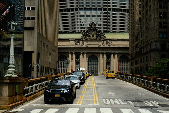 NYC: Official Grand Central Terminal Tour - The Whispering Gallery and Lost-and-Found Secrets