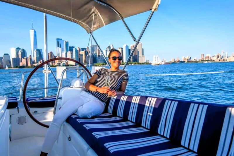 NYC: Private Champagne Sail to the Statue of Liberty - The Yachts Features Enhance the Experience