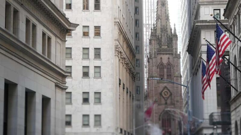 NYC: Private Downtown Heritage Tour - Exploring Trinity Church and Alexander Hamilton’s Final Resting Place