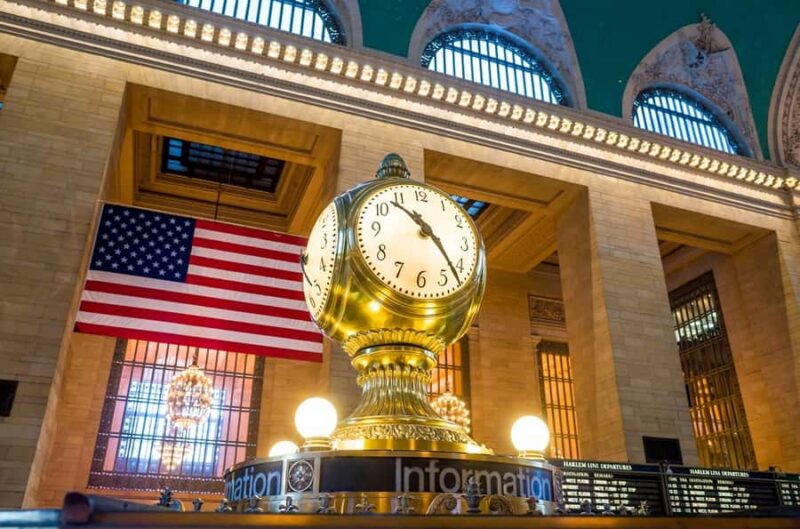 NYC: Private Iconic Photo Tour - Exploring the Flatiron Building’s Unique Shape
