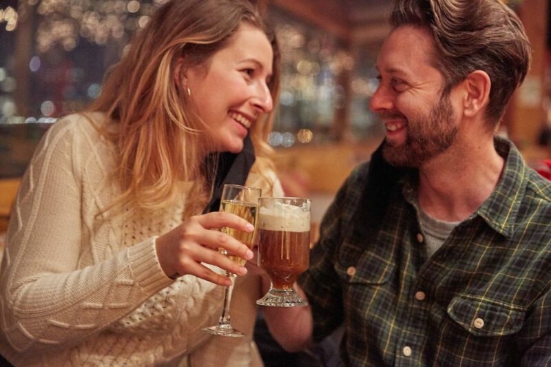 NYC: Romantic Valentine's Day Champagne Cruise - Iconic Landmark Views from the Water