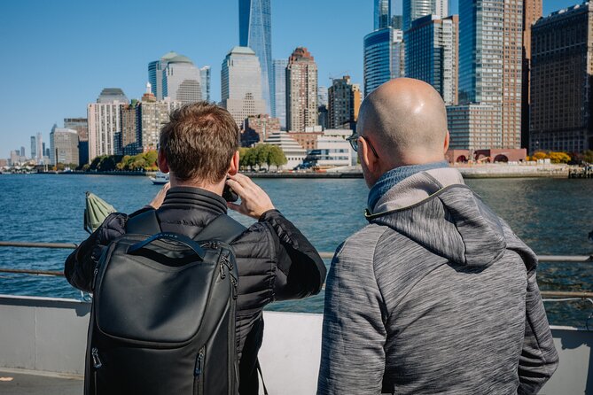 NYC Skyline & Statue of Liberty Sightseeing Cruise - Onboard Amenities: Food, Drinks, and Restrooms