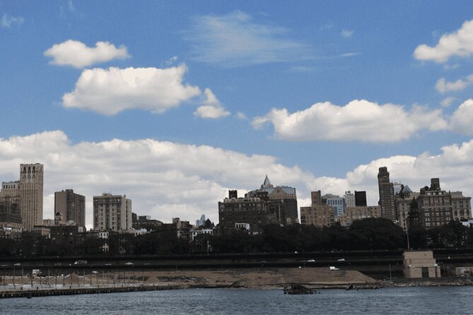 NYC Smartphone Scavenger Hunt Tour - Key Points