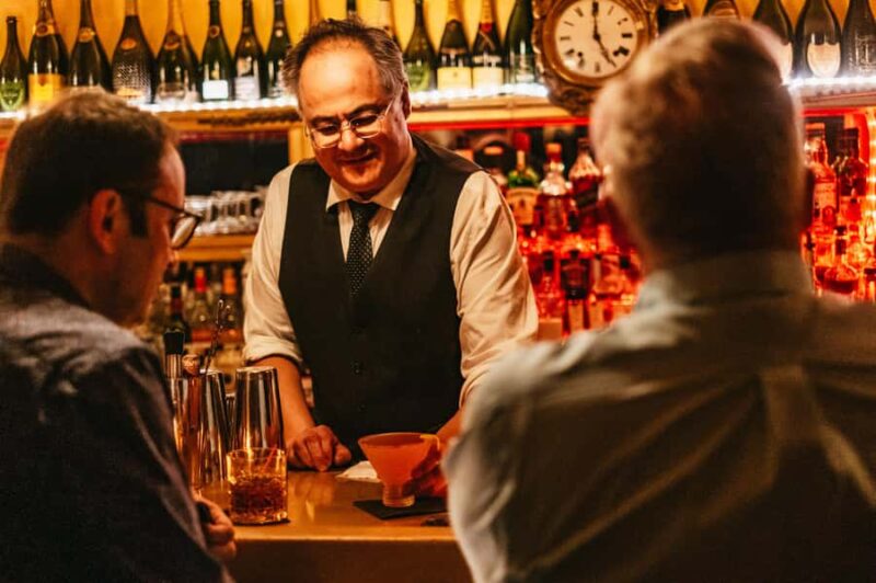 NYC: Speakeasy Drinks and Prohibition History Tour - Guide Personalities and Storytelling