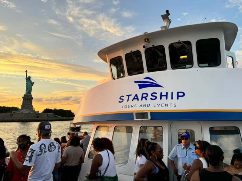NYC: Starship Sightseeing Cruise Midtown or Downtown - Navigating the Route: From Hudson Yards to the Brooklyn Bridge