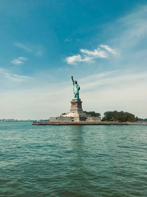 NYC: Statue of Liberty & Ellis Island Guided Tour with Ferry - Key Points