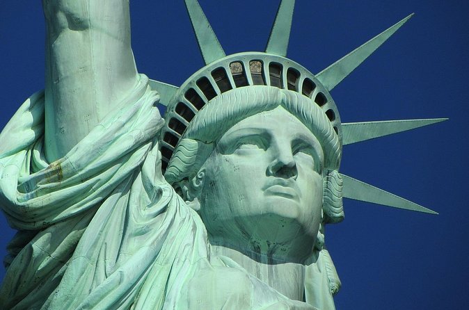 NYC Statue of Liberty Express Sightseeing Cruise - The Review of the Crew and Service Quality