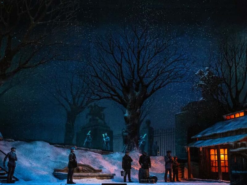 NYC: The Metropolitan Opera Tickets - How the Tour Fits into a Day in New York City