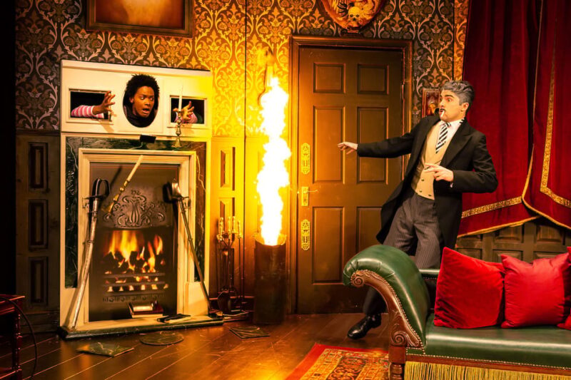 NYC: The Play That Goes Wrong Ticket at New World Stages - Why This Show Is a Great Choice for Your NYC Visit