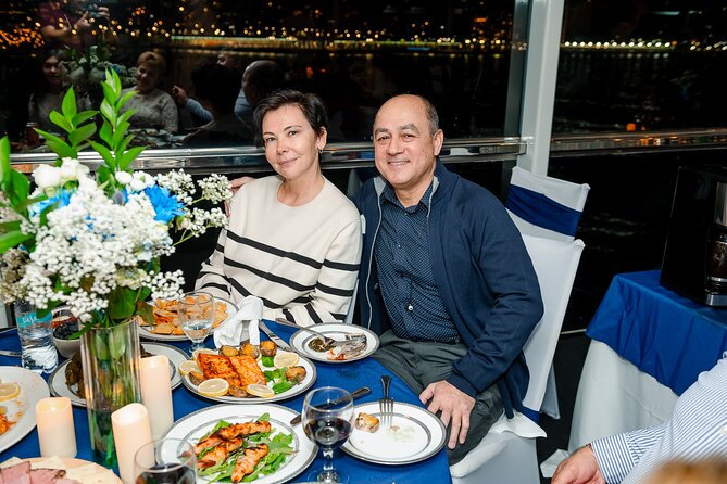 NYC Valentines Dinner Cruise with Live Entertainment and Open Bar - Enjoy a Romantic Valentine’s Day Cruise with Luxurious Details