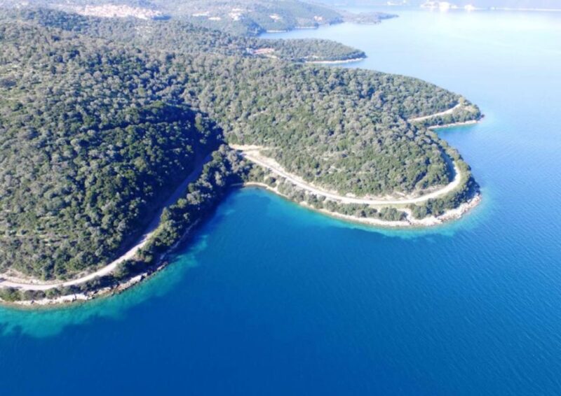 Nydri: Full-Day Sailing Cruise with Swim Stops & Meal - Nydri: Full-Day Sailing Cruise with Swim Stops & Meal