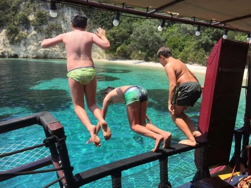 Nydri: Sailing Through History. Daily Cruise with Beach BBQ - Relaxing at Klimaki Beach on Lefkada