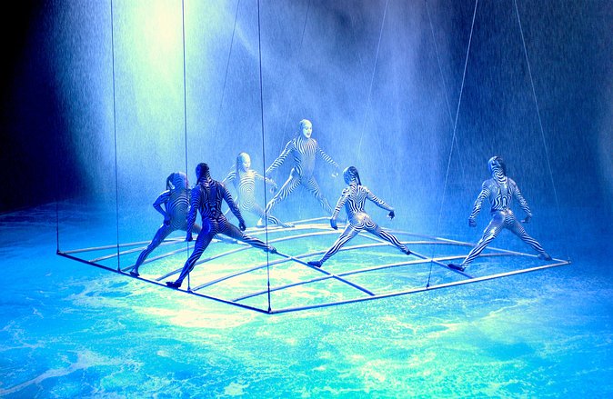 O by Cirque du Soleil® at the Bellagio Hotel and Casino - Seating and Viewing Experience