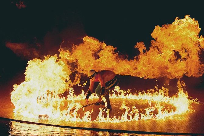 O by Cirque du Soleil® at the Bellagio Hotel and Casino - What Makes "O" Special: Water, Infinity, Artistry