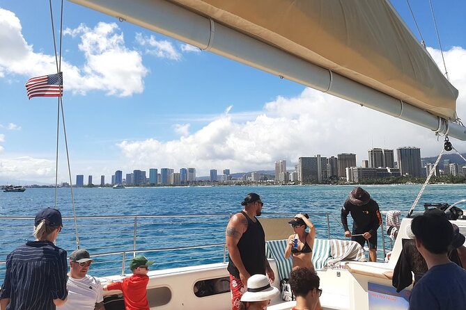 Oahu 3pm Tradewind Sail from Honolulu - Landmarks and Scenic Highlights from the Water