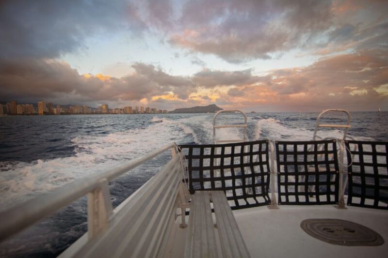 Oahu: BYOB or Cash Bar Waikiki Sunset Cruise - The Crew and Atmosphere: Friendly and Informative