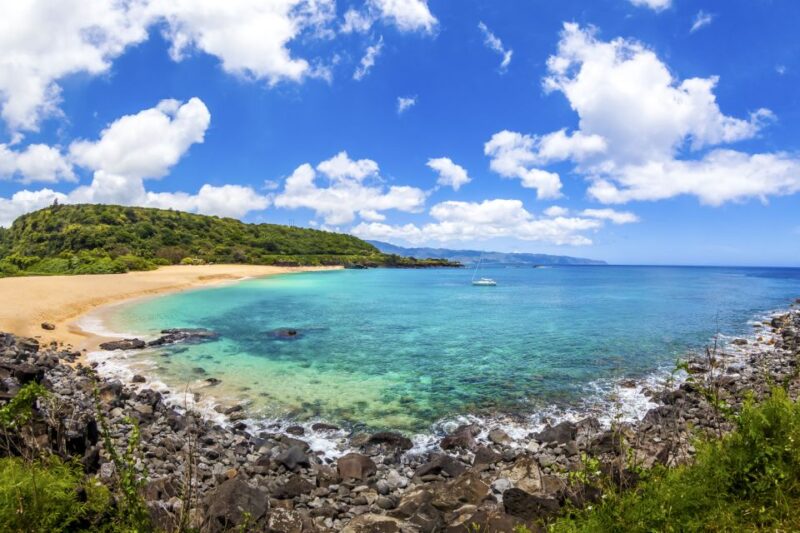 Oahu: Complete Island Tour with Tropical Waterfall Swimming - The Sacred Byodo-In Temple Experience