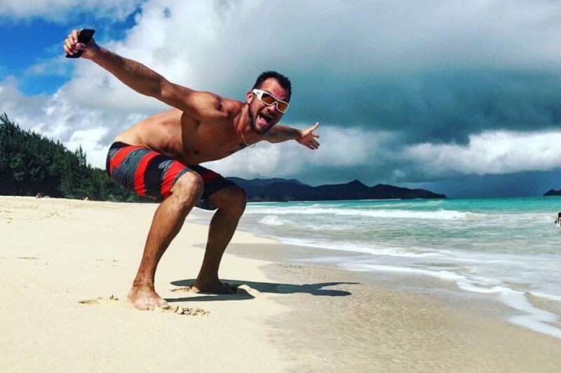 Oahu: Highlights of Oahu Small Group Tour - Cultural and Historical Stops: Chinamans Hat and the Laie Temple