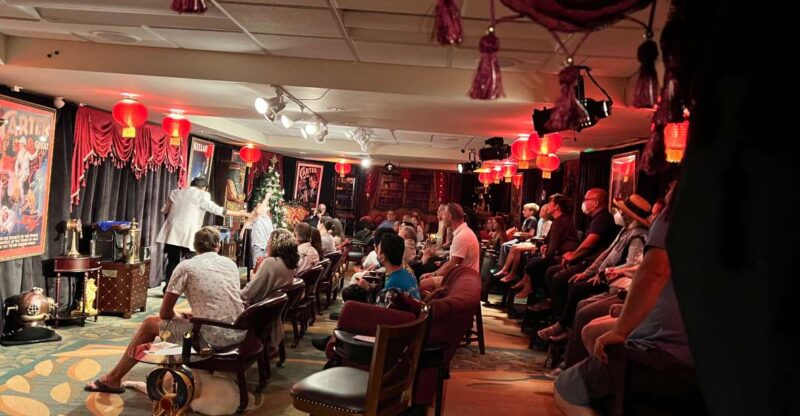 Oahu: Hilton Waikiki Beach Hotel Magical Mystery Show - Key Points