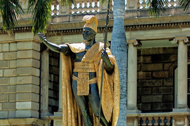 Oahu: Pearl Harbor and Honolulu City Tour - Explore Pearl Harbor and Honolulu in a 5-Hour Guided Tour for $64