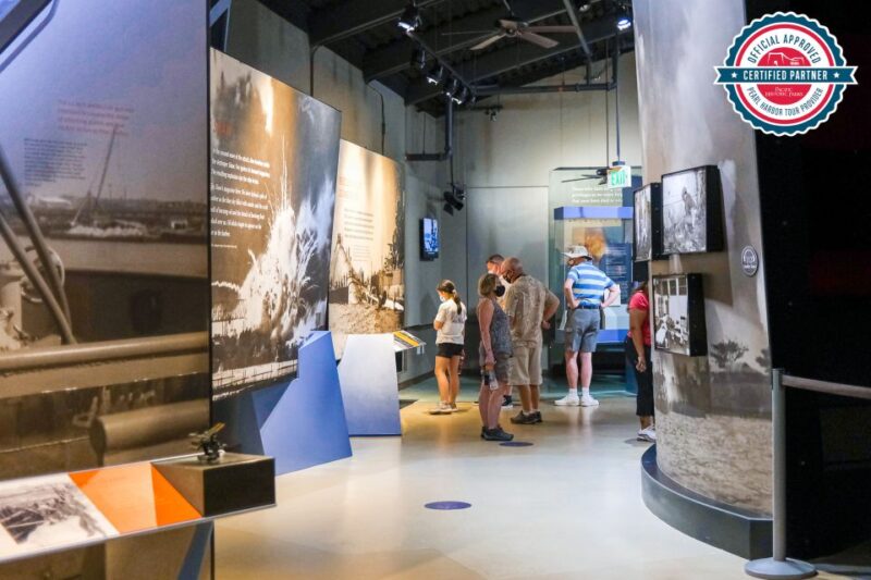 Oahu: Pearl Harbor, Arizona Memorial & Honolulu City Tour - The Experience at Pearl Harbor and Its Exhibits